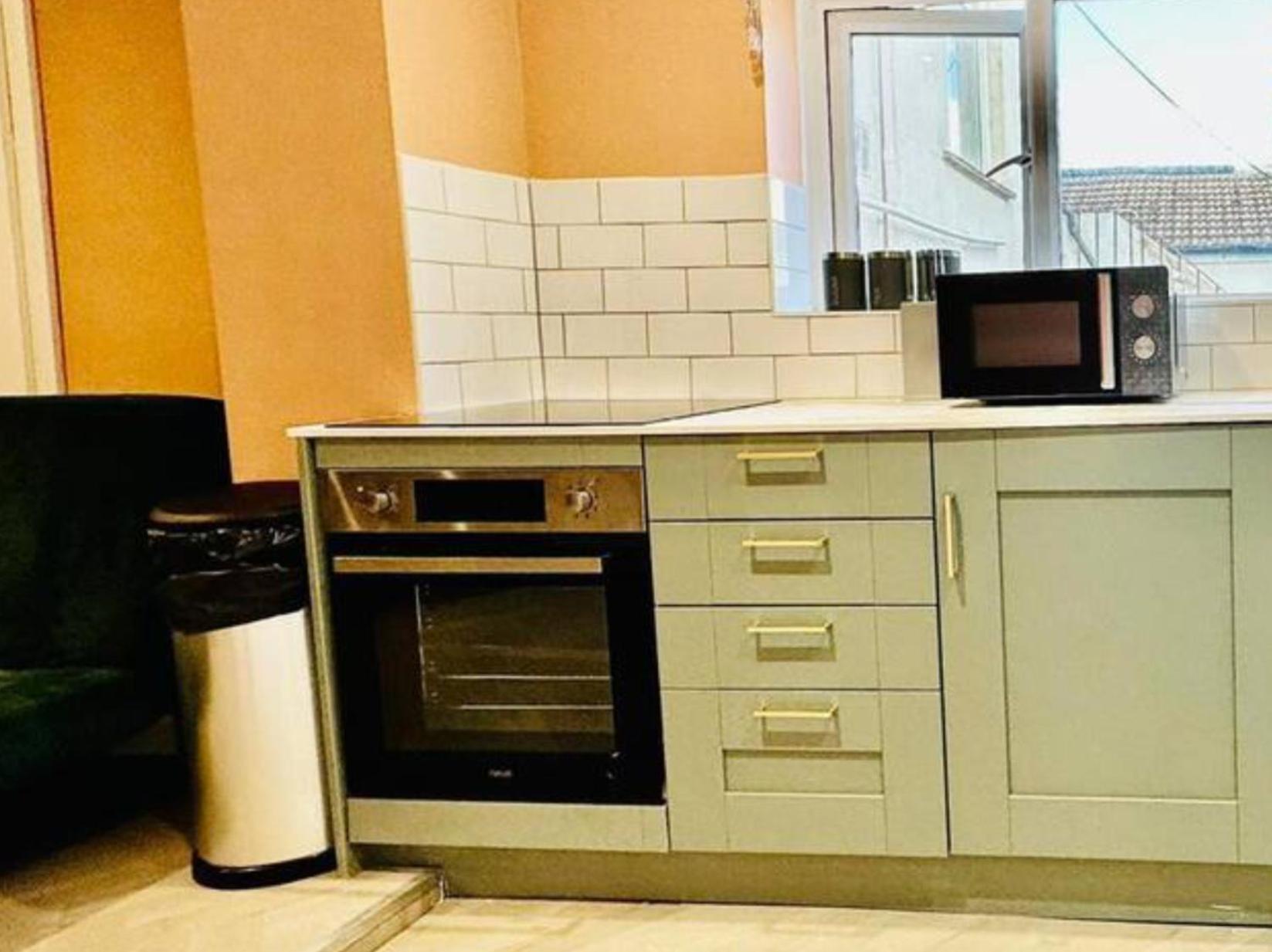 Flash Sale Brighton Train Station 1 Bedroom Flat Bn137Che03 מראה חיצוני תמונה